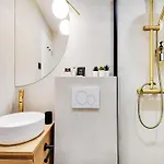Perfect Location - Gare De Lyon Bastille Apartment *
